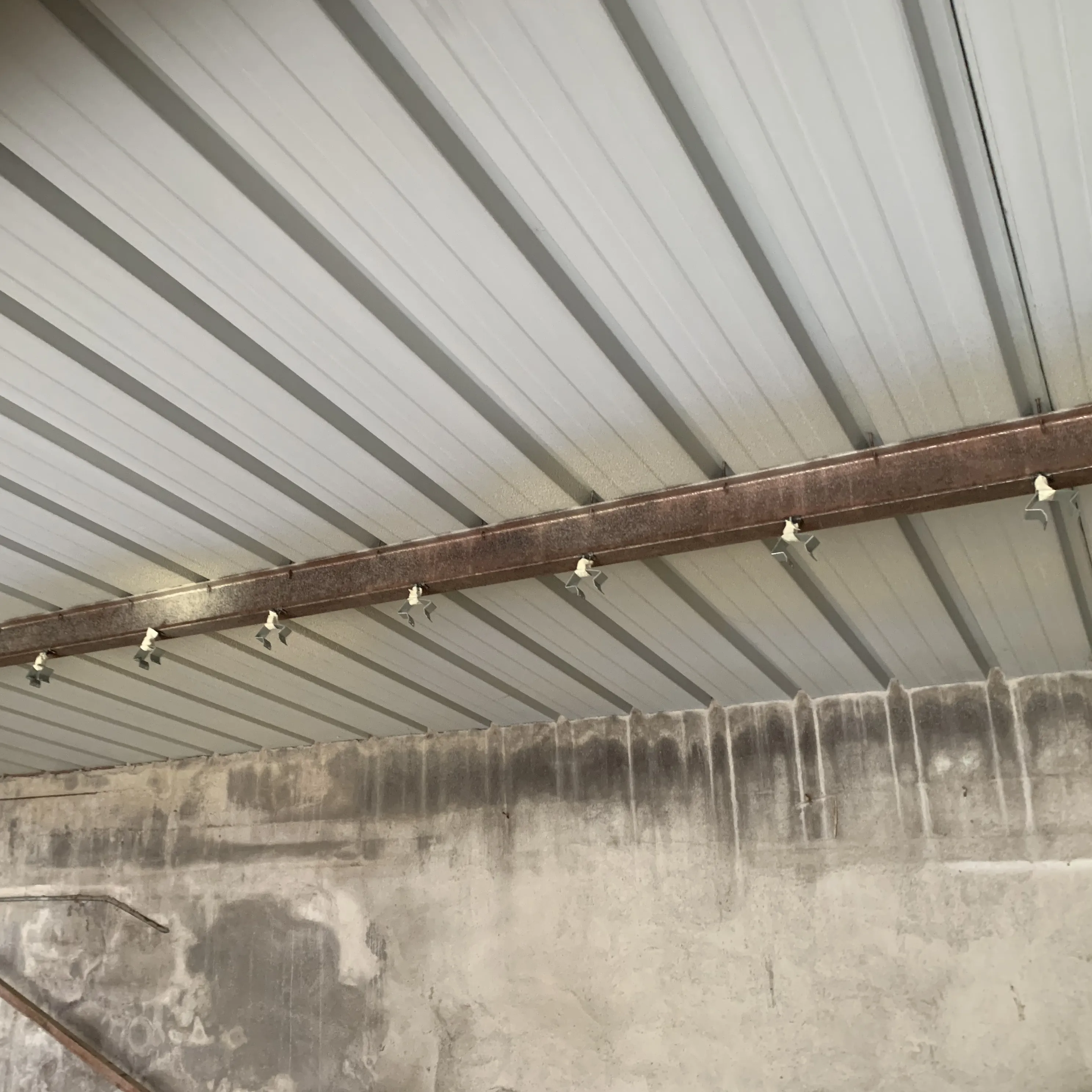 ISOLATION SOUS FACE BAC ACIER